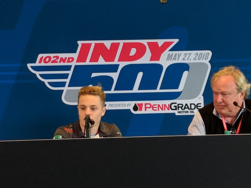 Maker:0x4c,Date:2018-3-6,Ver:4,Lens:Kan03,Act:Lar01,E-Y